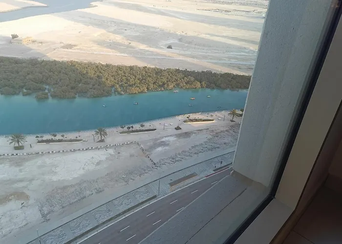 Upscale 2Br Apartment With A Complete View Of The Sea On Al Reem Island