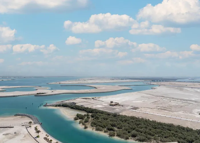 Upscale 2Br Apartment With A Complete View Of The Sea On Al Reem Island
