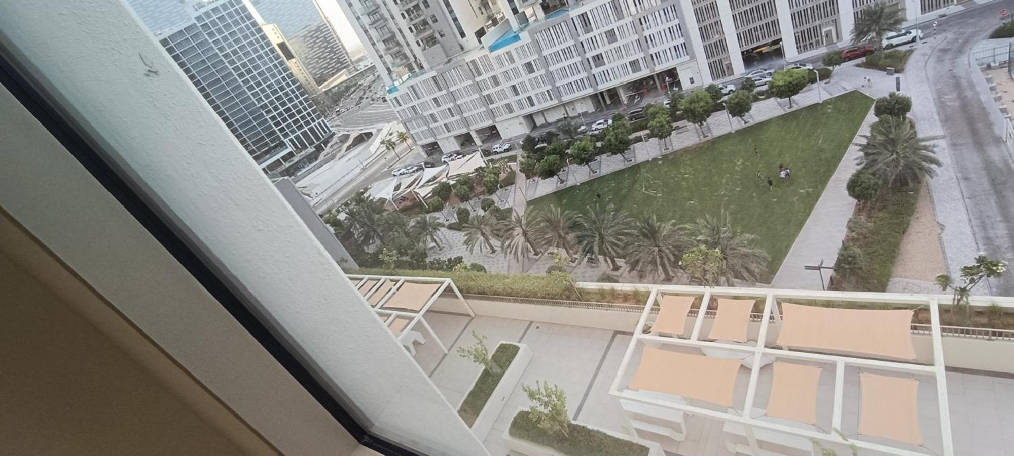 Apartment Upscale 2br With A Complete View Of The Sea On Al Reem Island