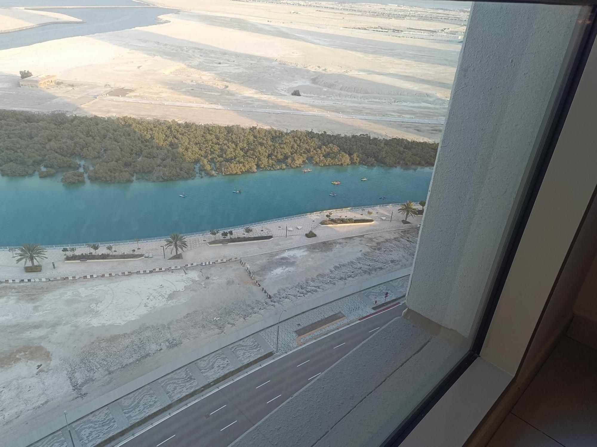 Apartment Upscale 2br With A Complete View Of The Sea On Al Reem Island Abu Dhabi