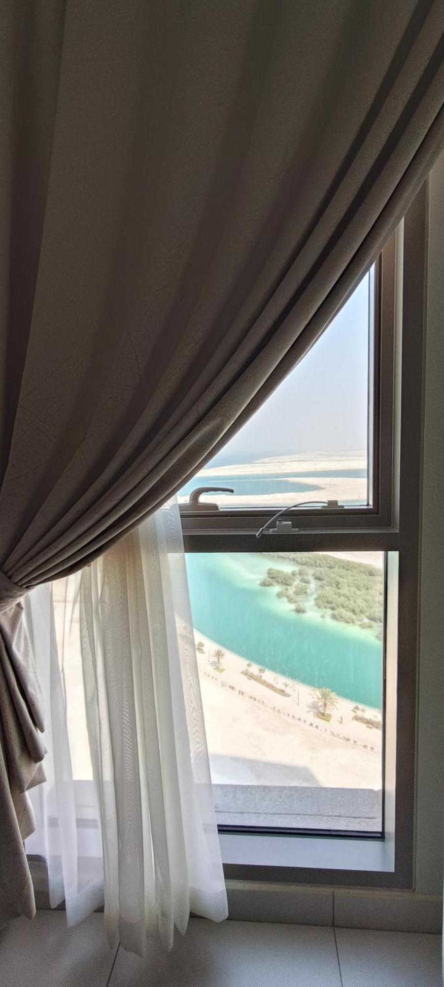 Upscale 2br With A Complete View Of The Sea On Al Reem Island Apartment