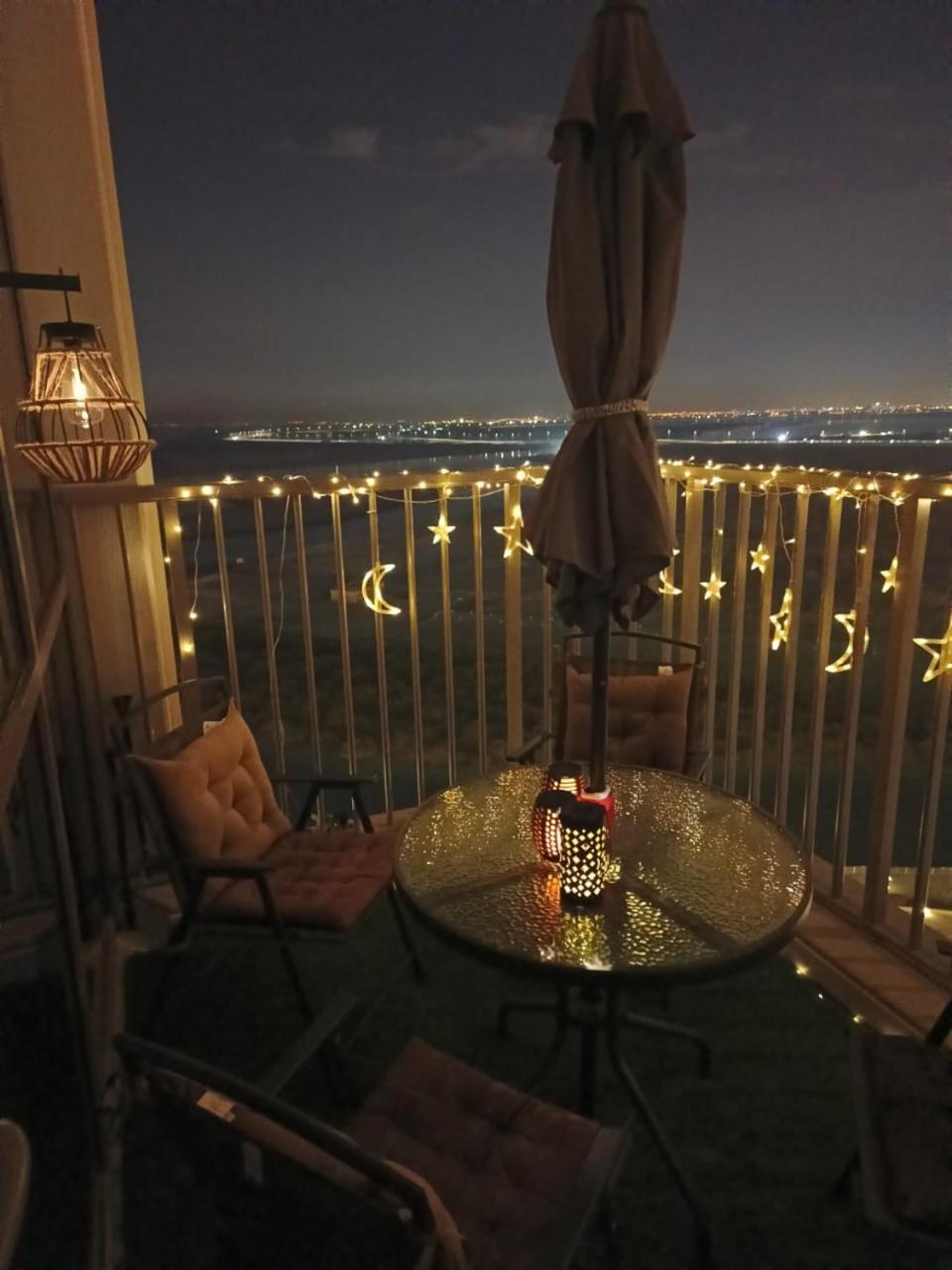 Upscale 2br With A Complete View Of The Sea On Al Reem Island * Abu Dhabi