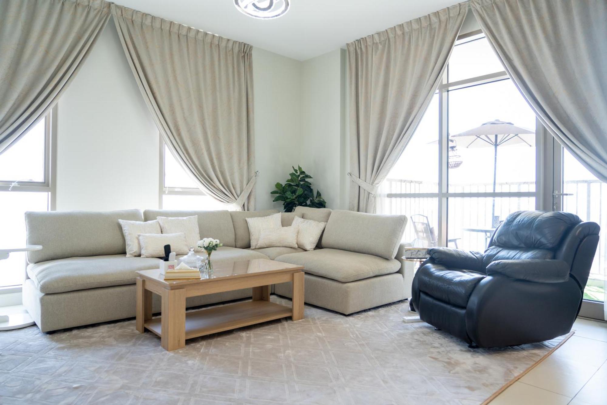 Upscale 2br With A Complete View Of The Sea On Al Reem Island