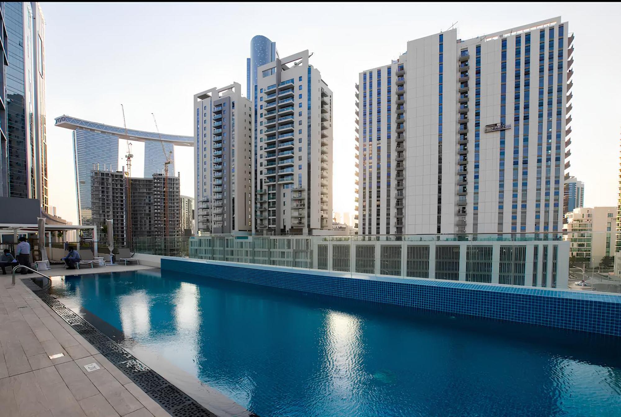 Upscale 2br With A Complete View Of The Sea On Al Reem Island Abu Dhabi