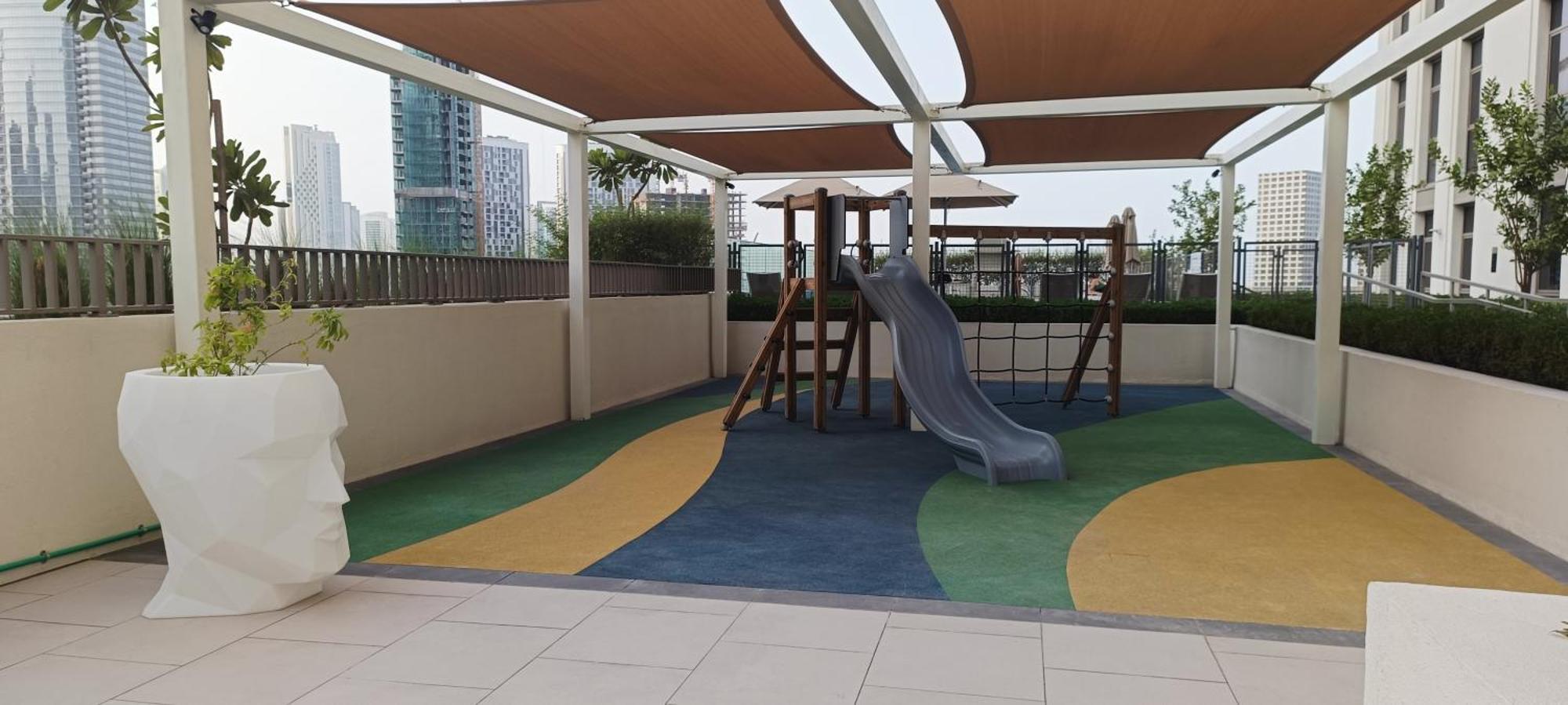 Upscale 2br With A Complete View Of The Sea On Al Reem Island Abu Dhabi